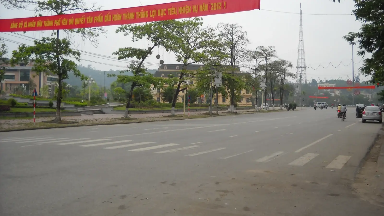 Йенбай