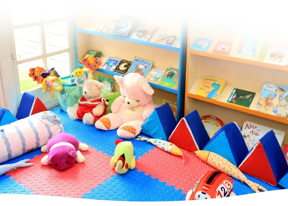 Hanoi International Kindergarten — Tô Ngọc Vân