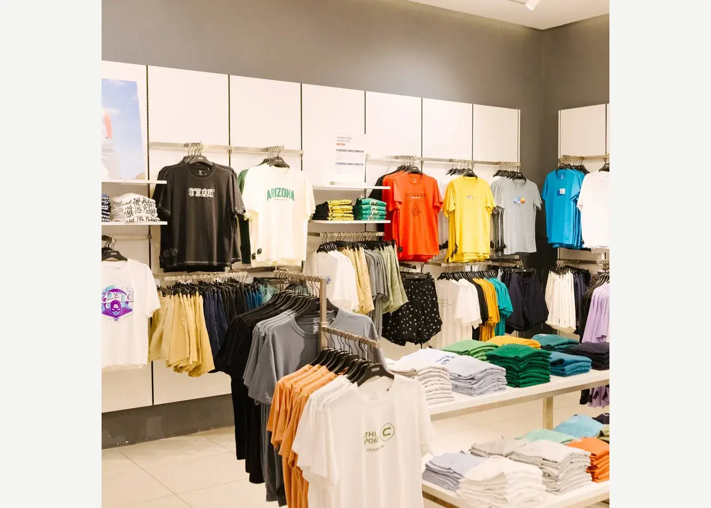 AEON MALL Tan Phu Celadon Canifa