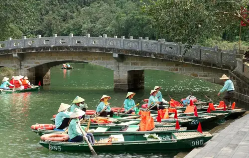 Trang An — karst valleys, caves and temples