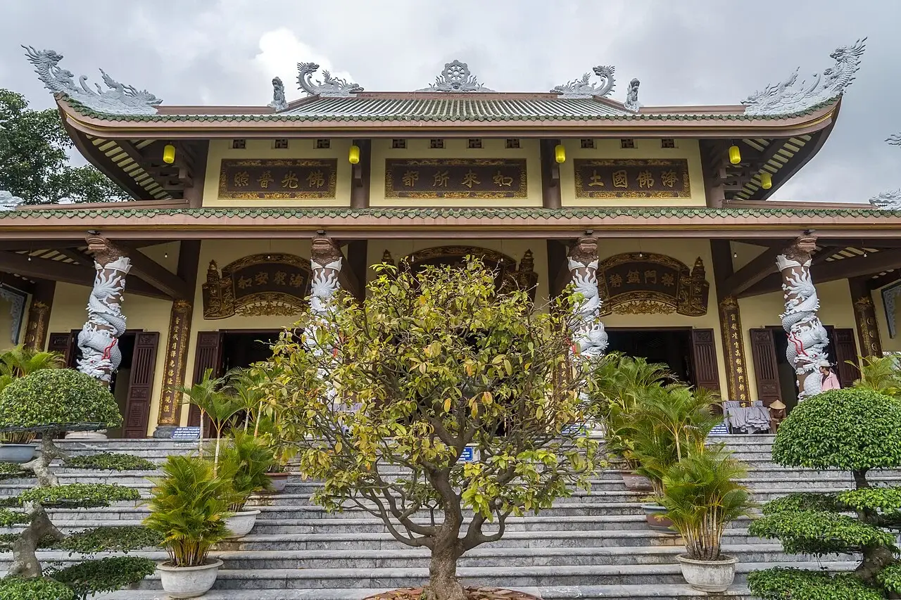 Son Tra Peninsula & Linh Ung Pagoda